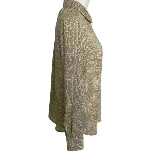 Banana Republic Button Down Blouse-NWOT - Picture 3 of 10